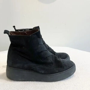 Wonders Fly Women’s 8 Black Ankle Boots 8332 Booties Suede Platform 38 Side Zip